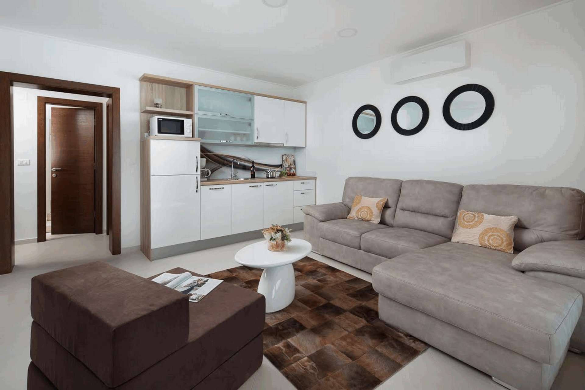 Apartment Vista Royal 4