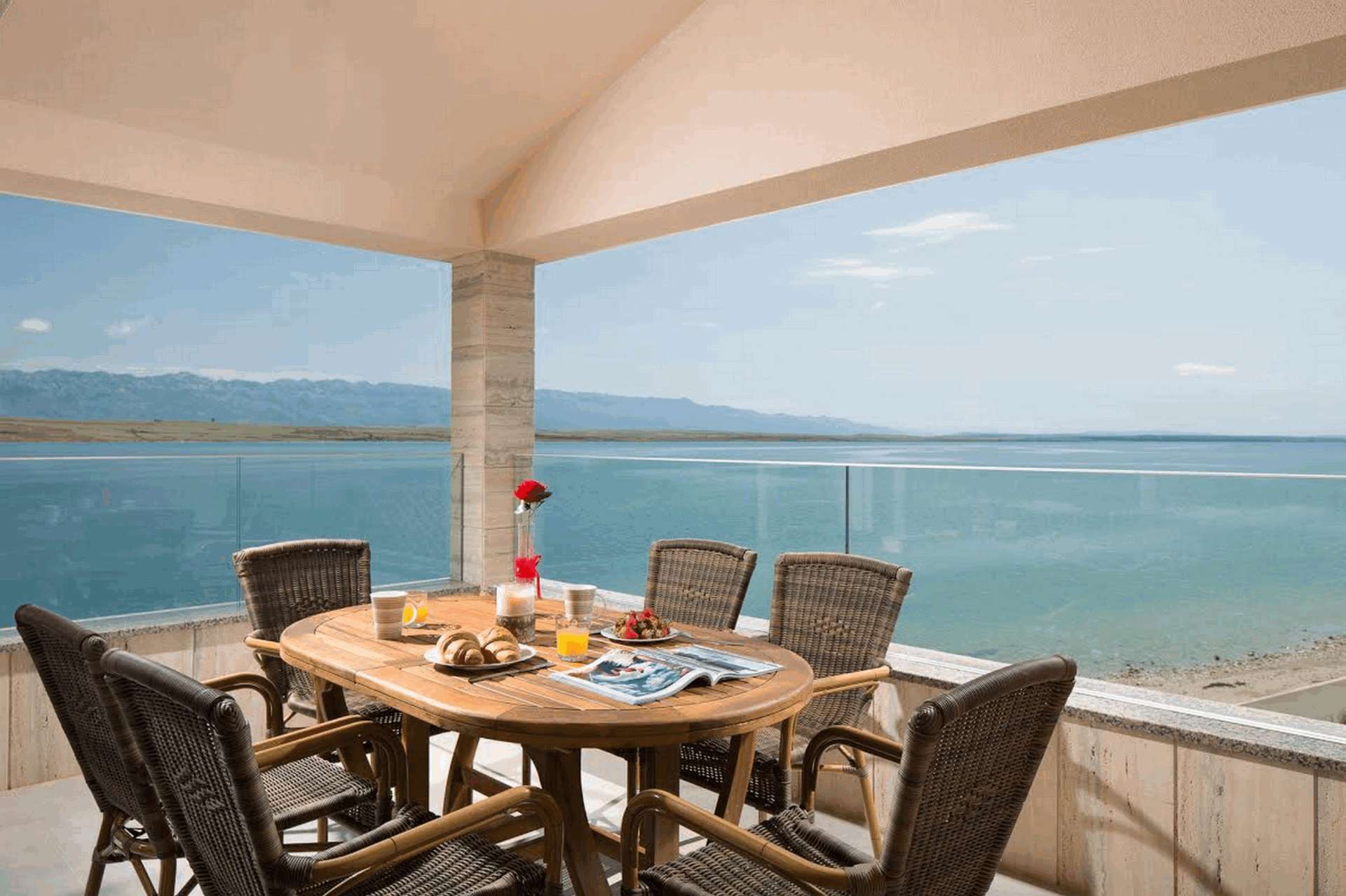 Apartment Vista Royal 5