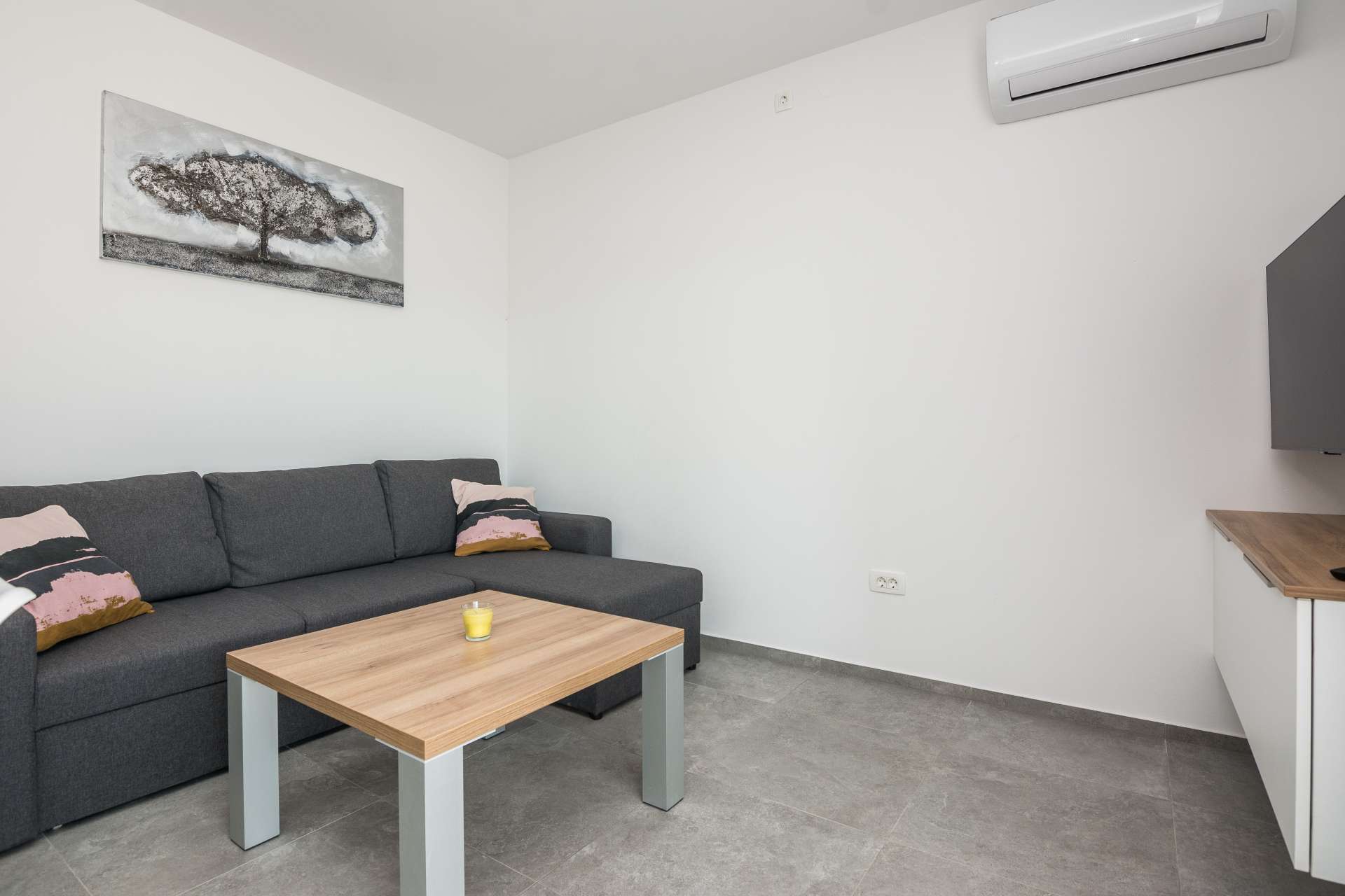 Apartment Spanic 1