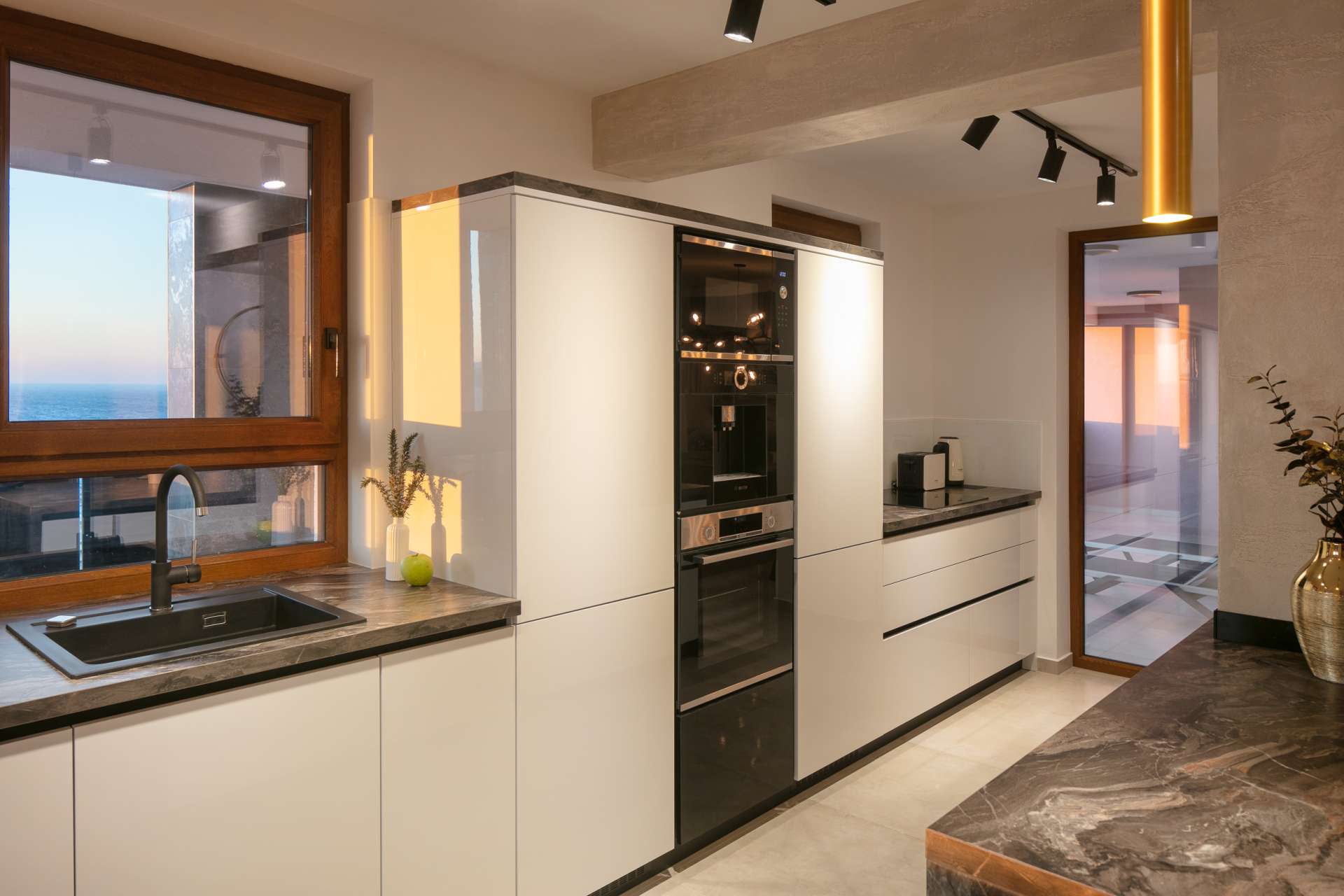 Apartment Malibu Imperial 8