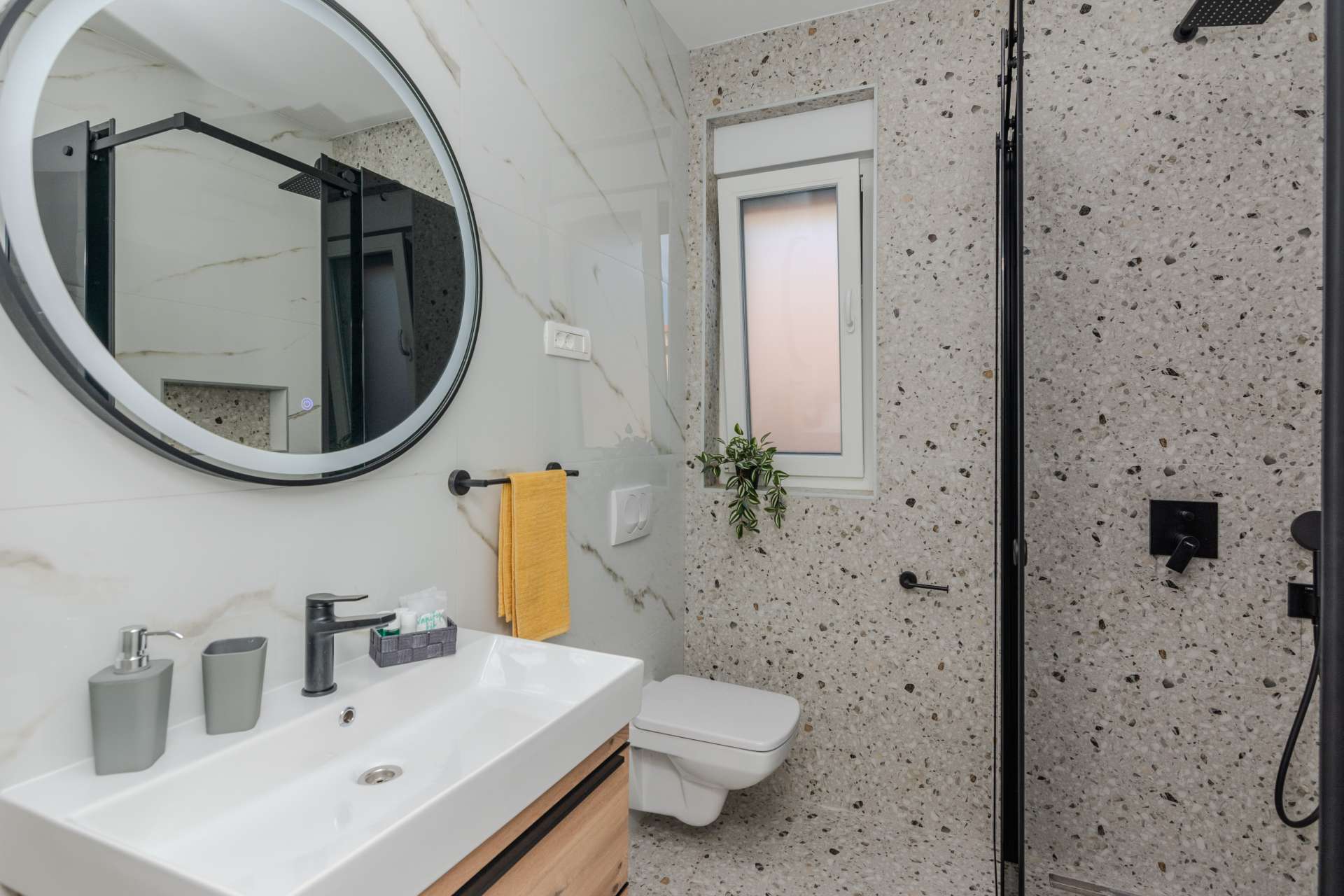 Apartment Fil Cosic 1