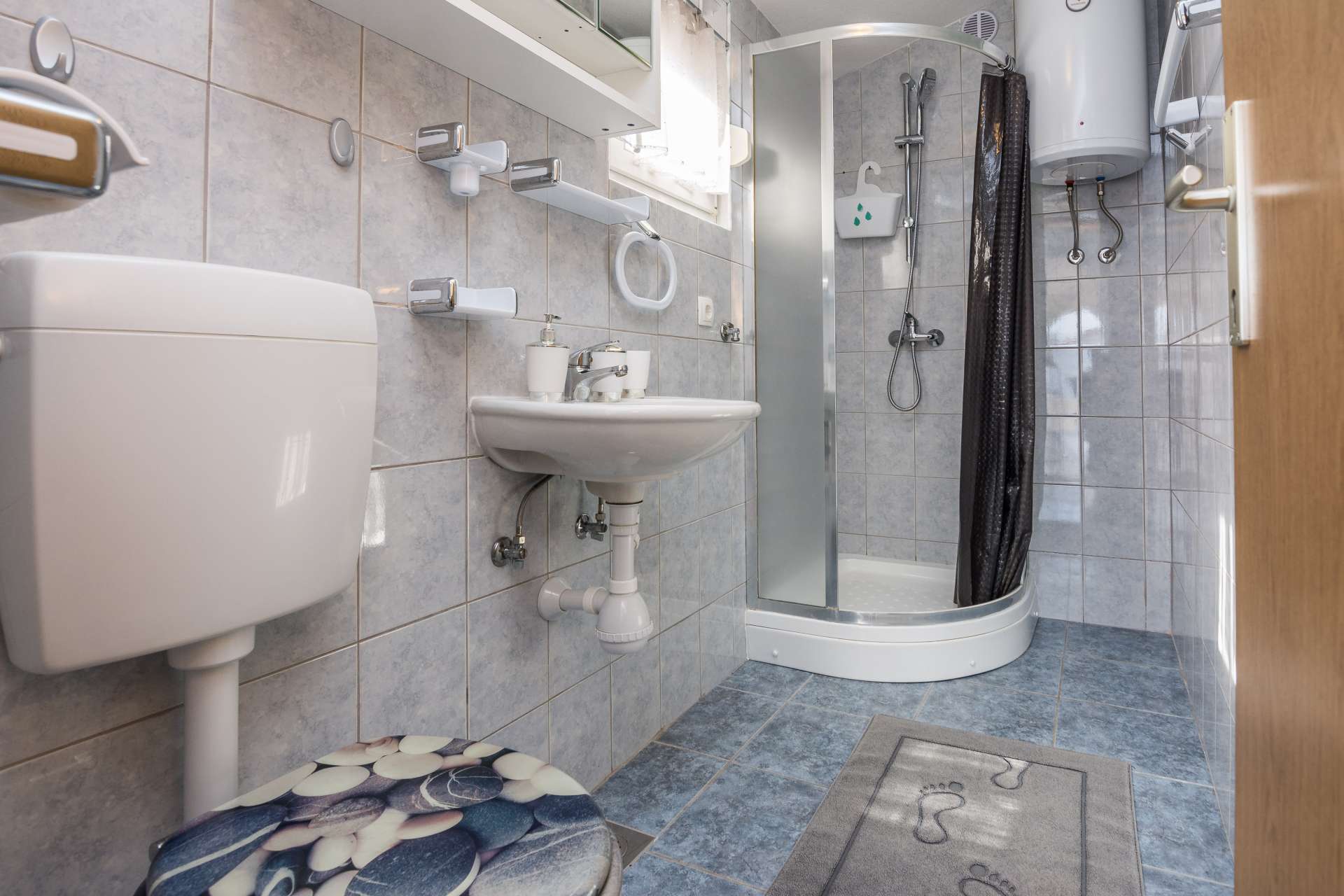 Apartment Wenig