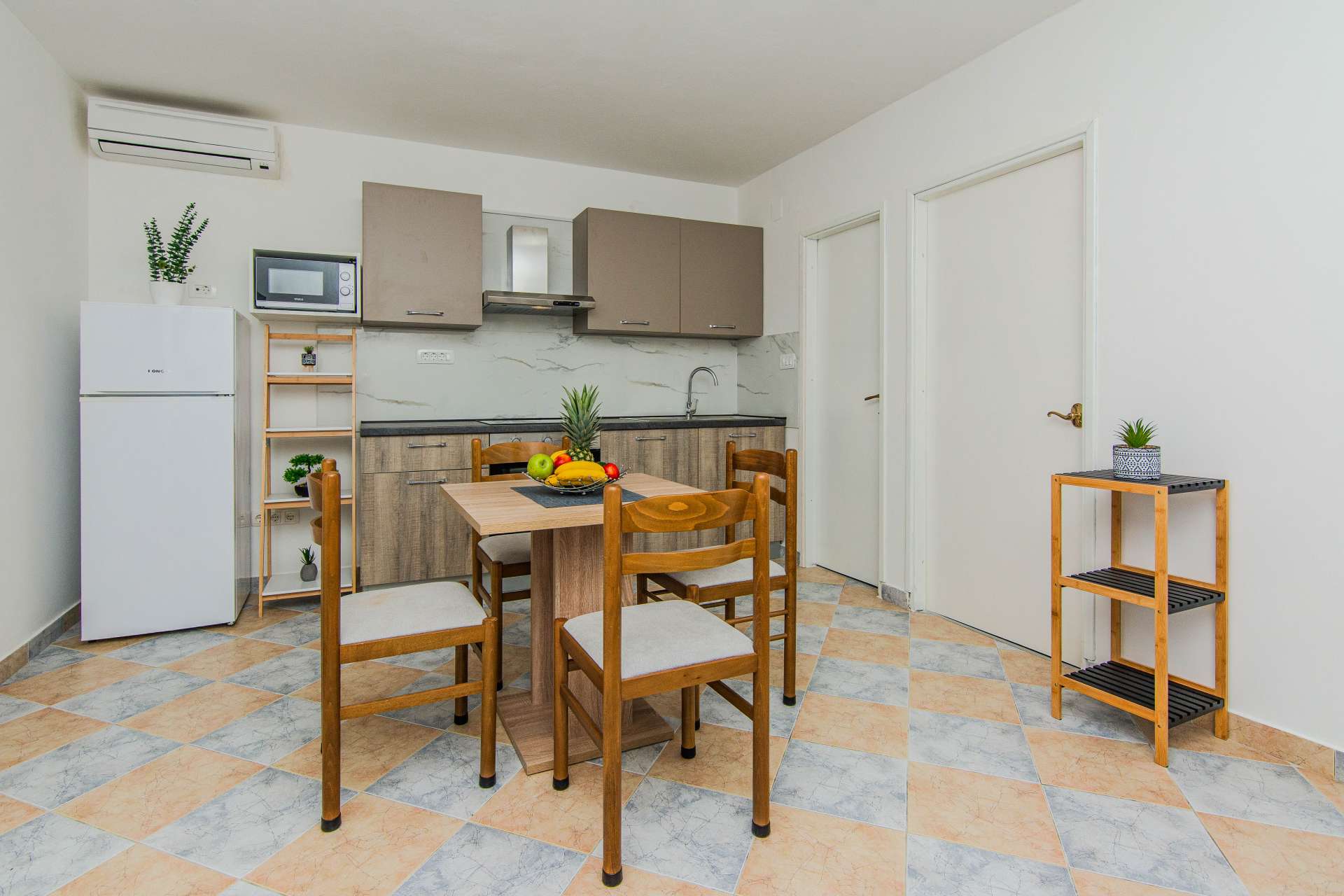 Apartment Juracak Josip i Mira 2