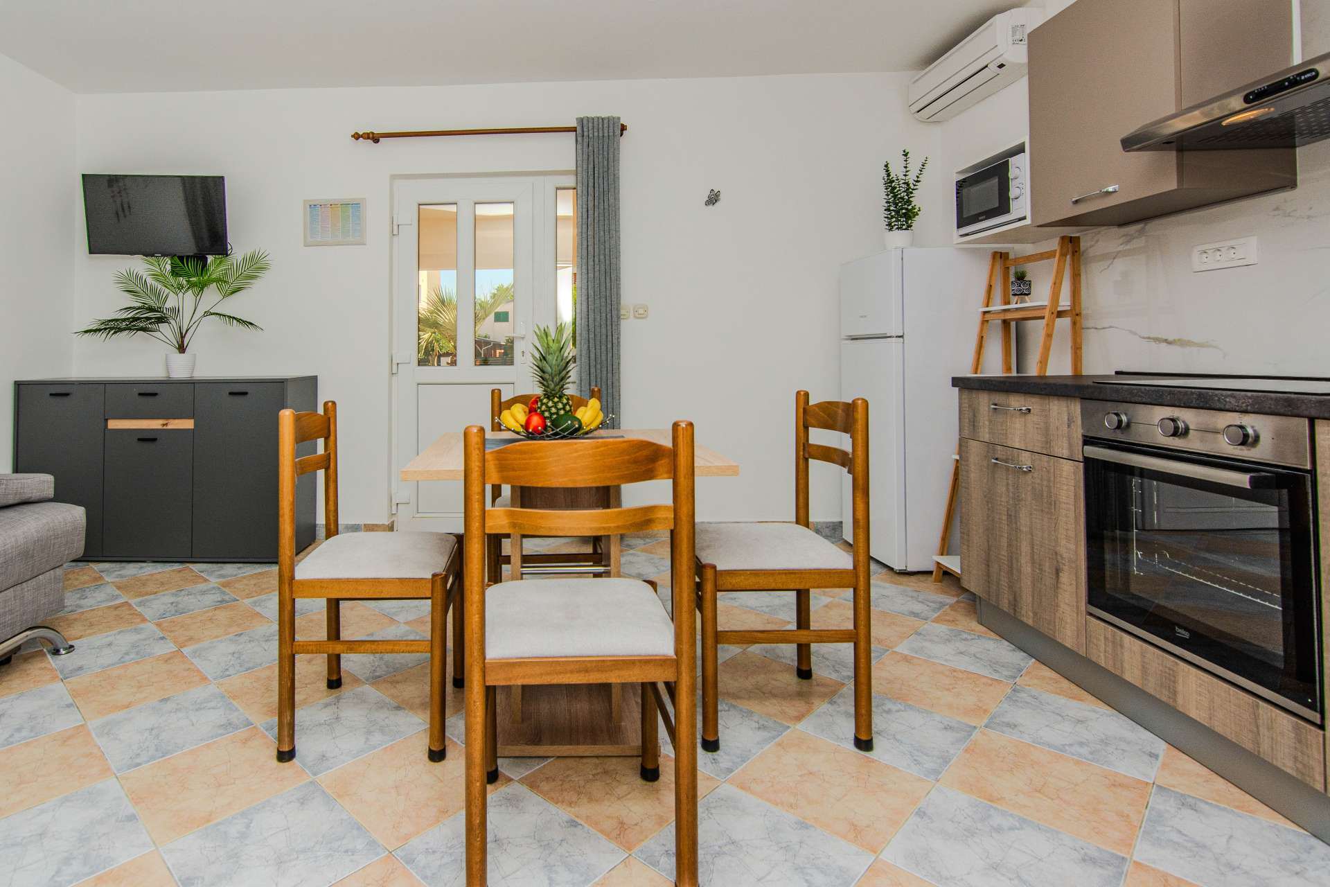 Apartment Juracak Josip i Mira 2