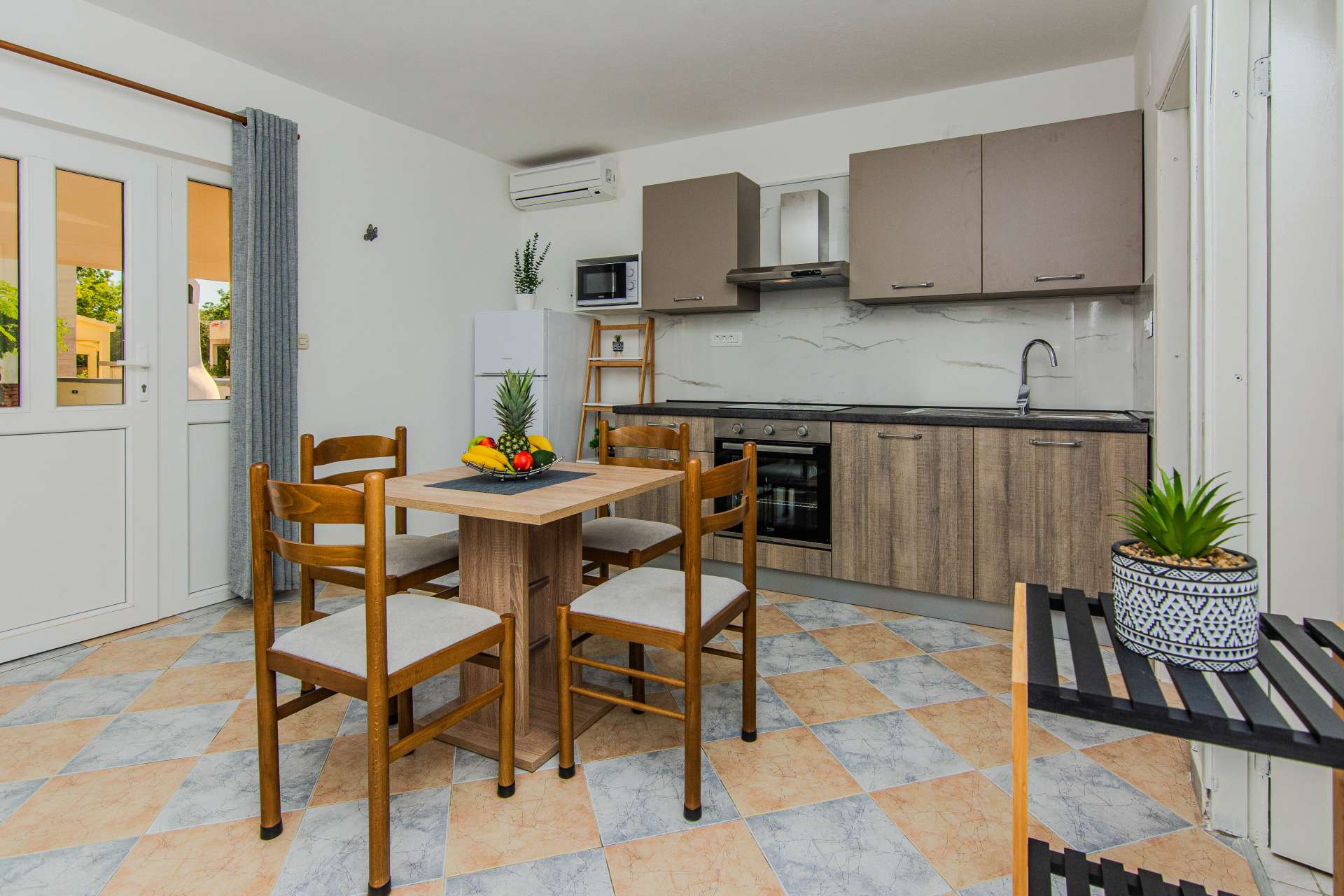 Apartment Juracak Josip i Mira 2