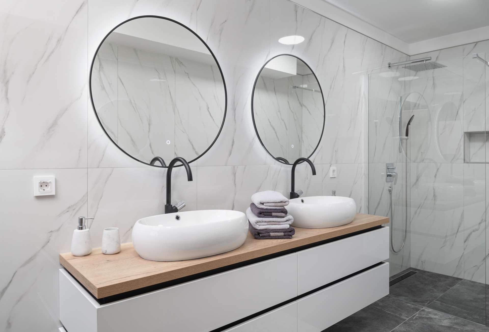 Penthouse Adela