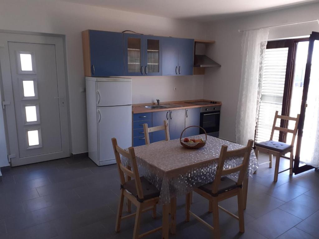 Apartment Krslovic 2